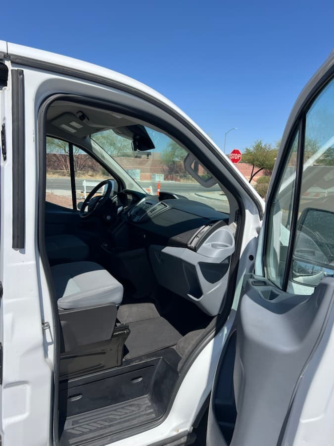 2019 Ford Transit 150 XLT Luxury 10 Seat Van thumbnail 8