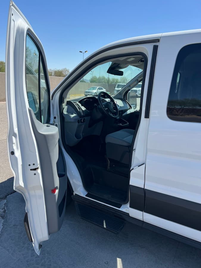 2019 Ford Transit 150 XLT Luxury 10 Seat Van thumbnail 10